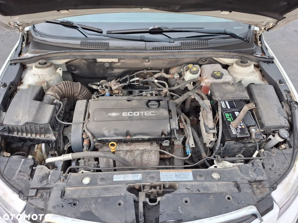 Chevrolet Cruze 1.6 LT - 9