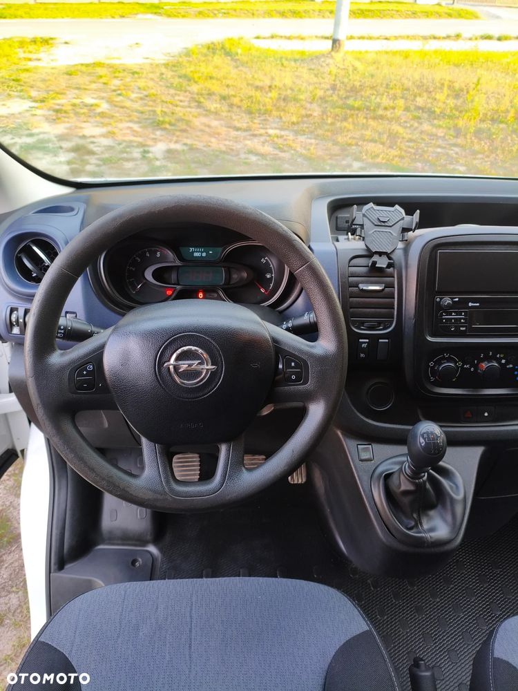 Opel Vivaro - 14