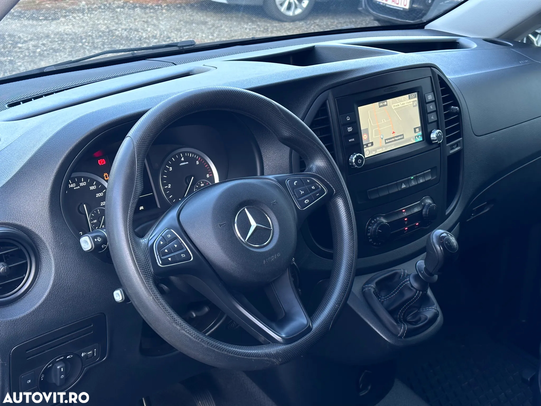 Mercedes-Benz VITO - 6