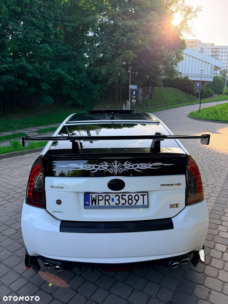 Toyota Prius 1.8 HSD Premium - 5