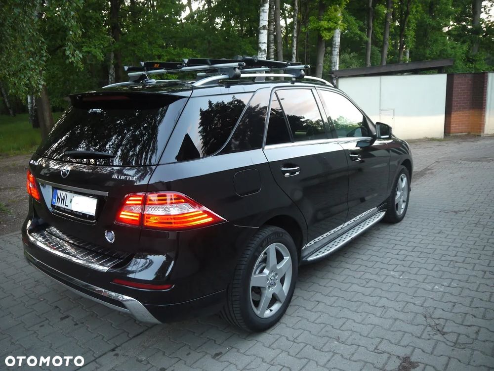 Mercedes-Benz ML 350 BlueTEC 4MATIC 7G-TRONIC Edition 1 - 4