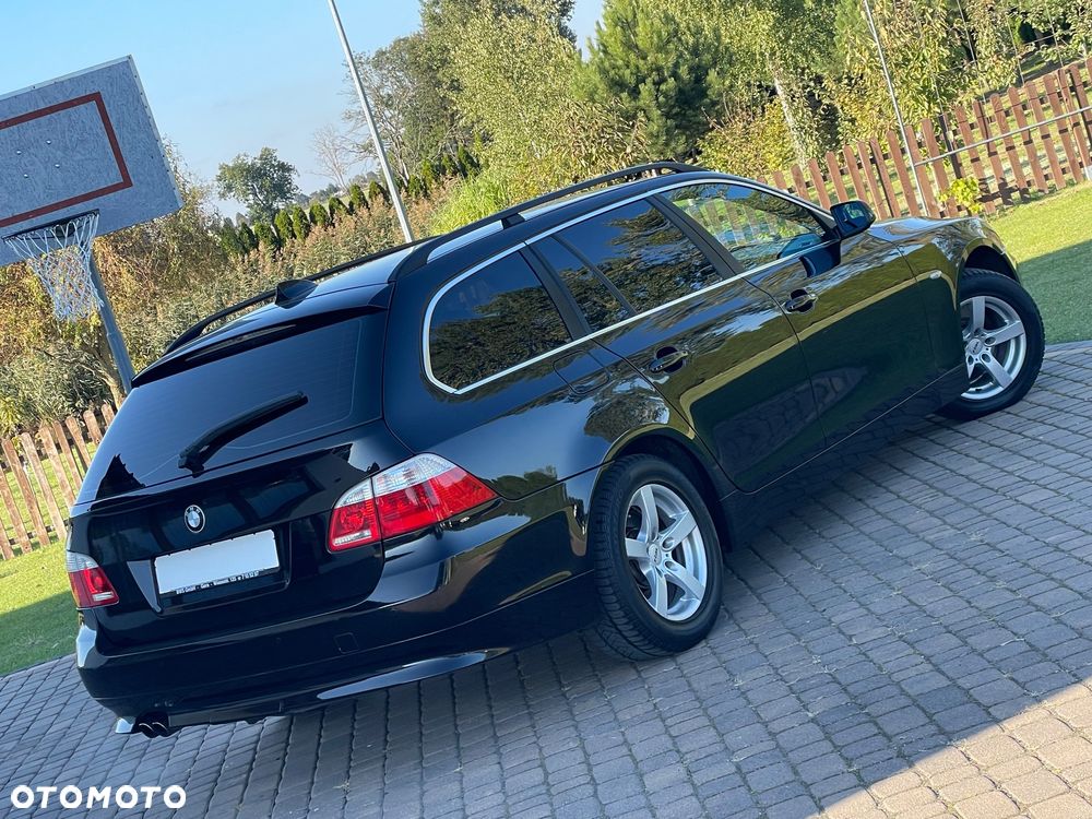 BMW Seria 5 525i Touring - 2