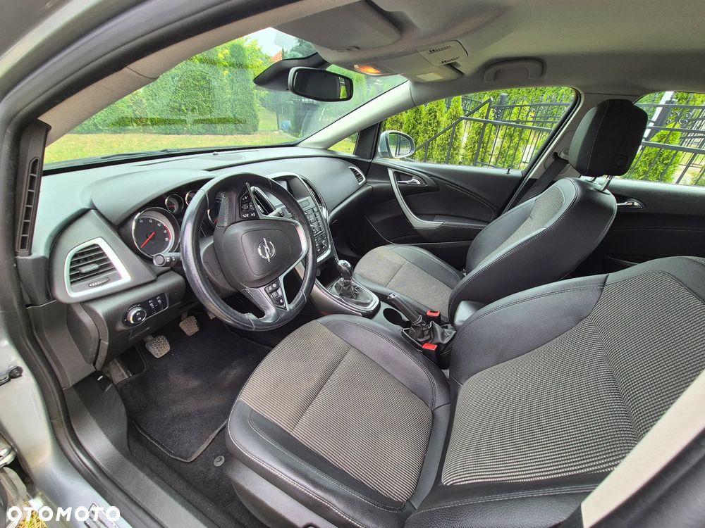 Opel Astra 1.6 - 8