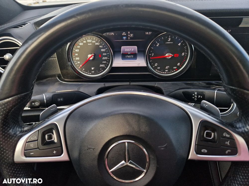 Mercedes-Benz E 220 d Aut. - 30