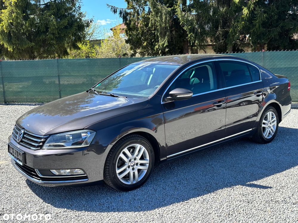 Volkswagen Passat 2.0 TDI DSG BlueMotion Technology Business Edition - 16