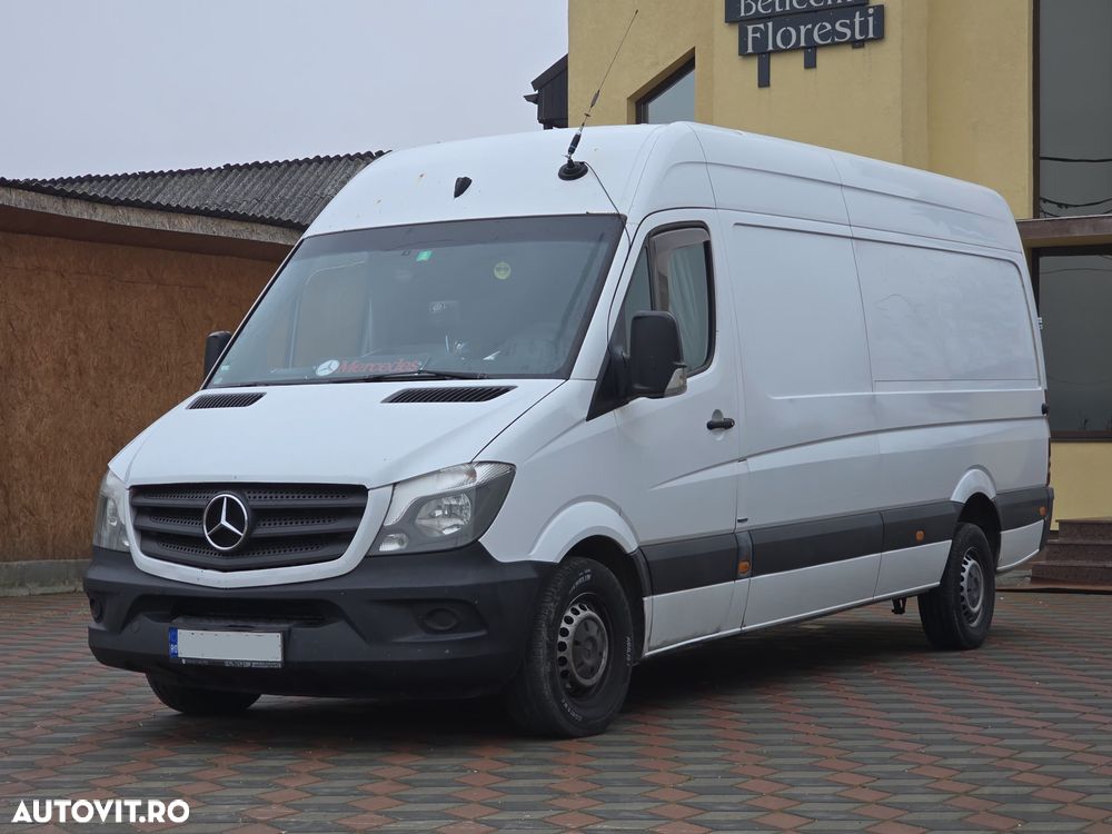 Mercedes-Benz Sprinter - 1