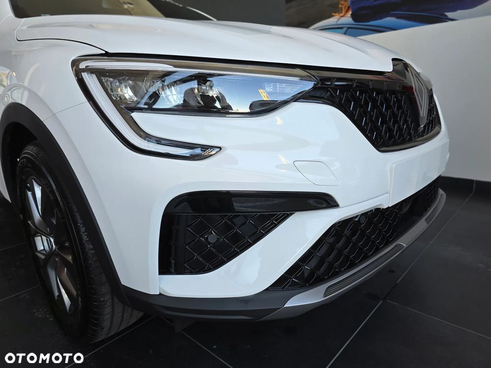 Renault Arkana 1.6 E-TECH Techno MMT - 11