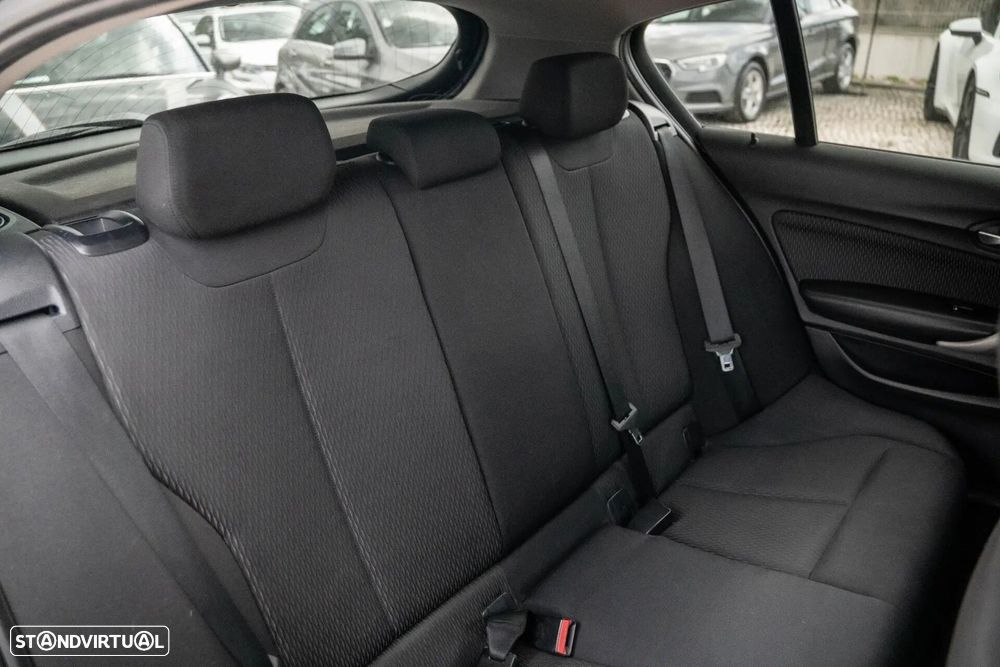 BMW 116 d Advantage - 24