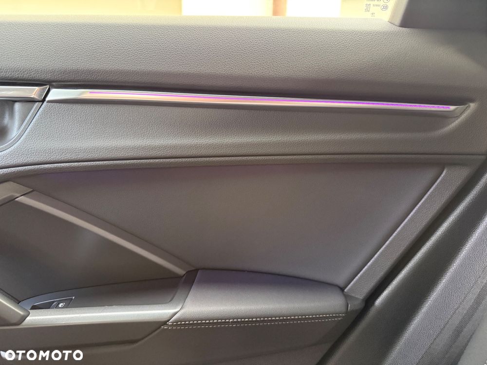 Audi Q3 Sportback - 40