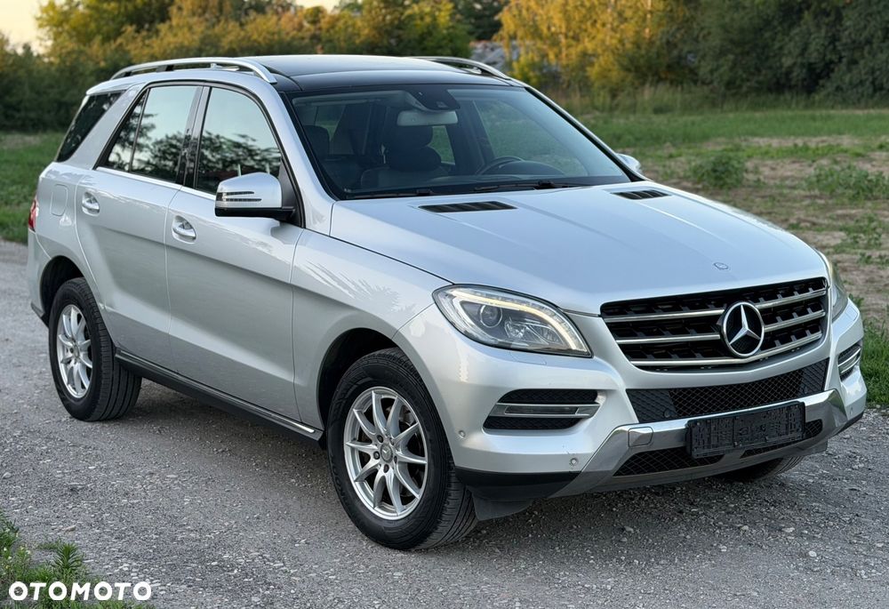 Mercedes-Benz ML - 23