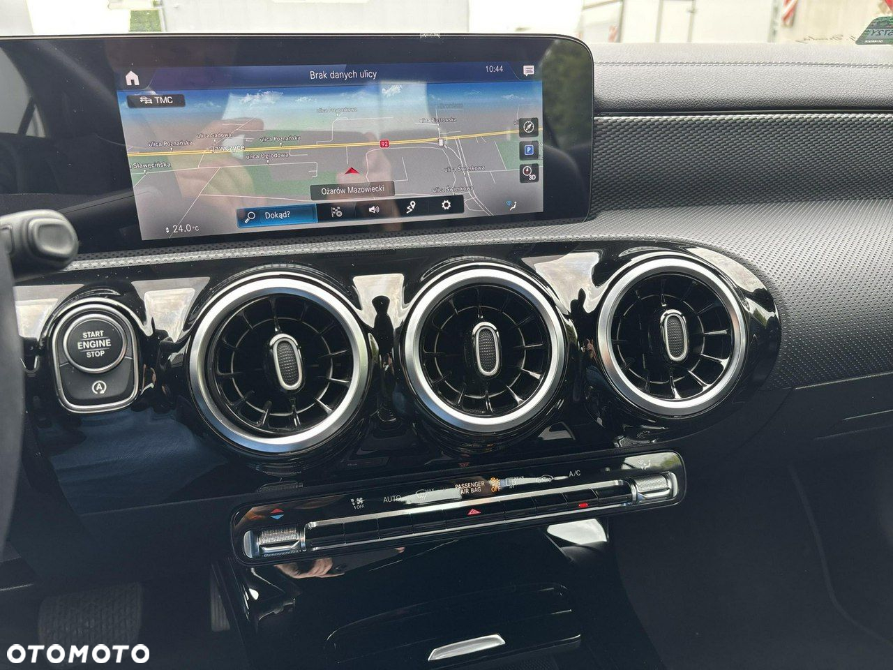 Mercedes-Benz CLA - 19