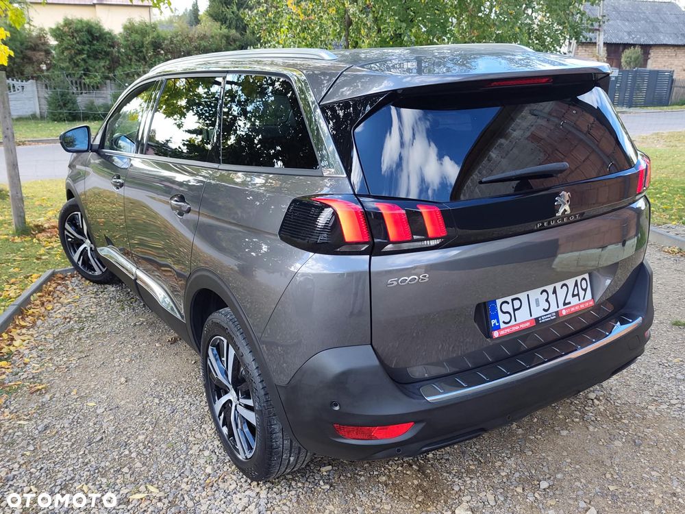 Peugeot 5008 - 12