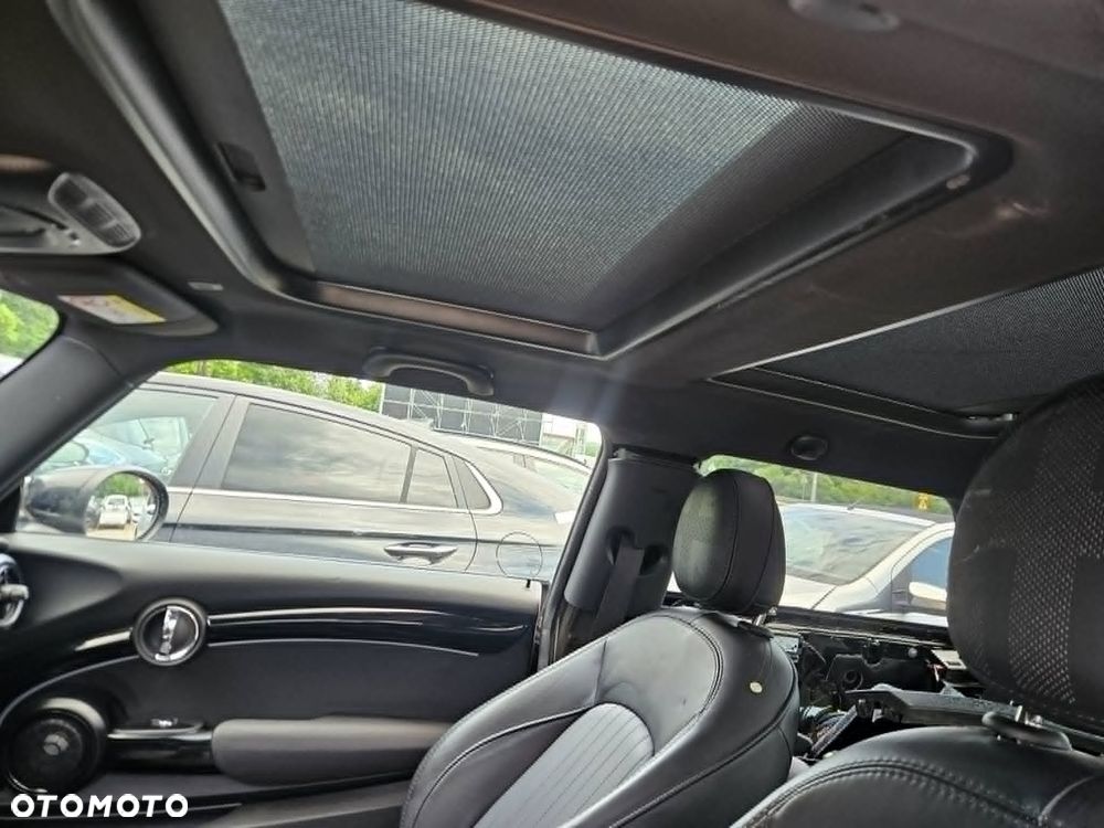 MINI John Cooper Works - 17
