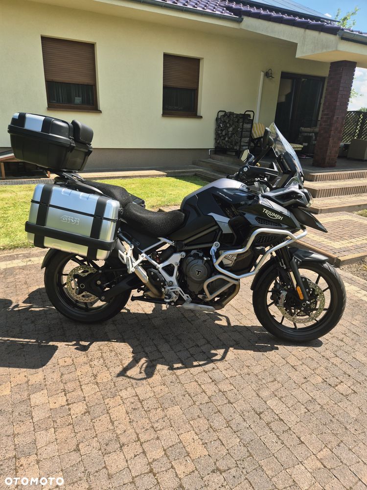 Triumph Tiger - 2