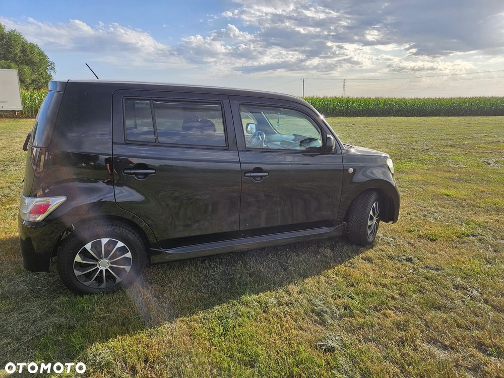 Daihatsu Materia - 7