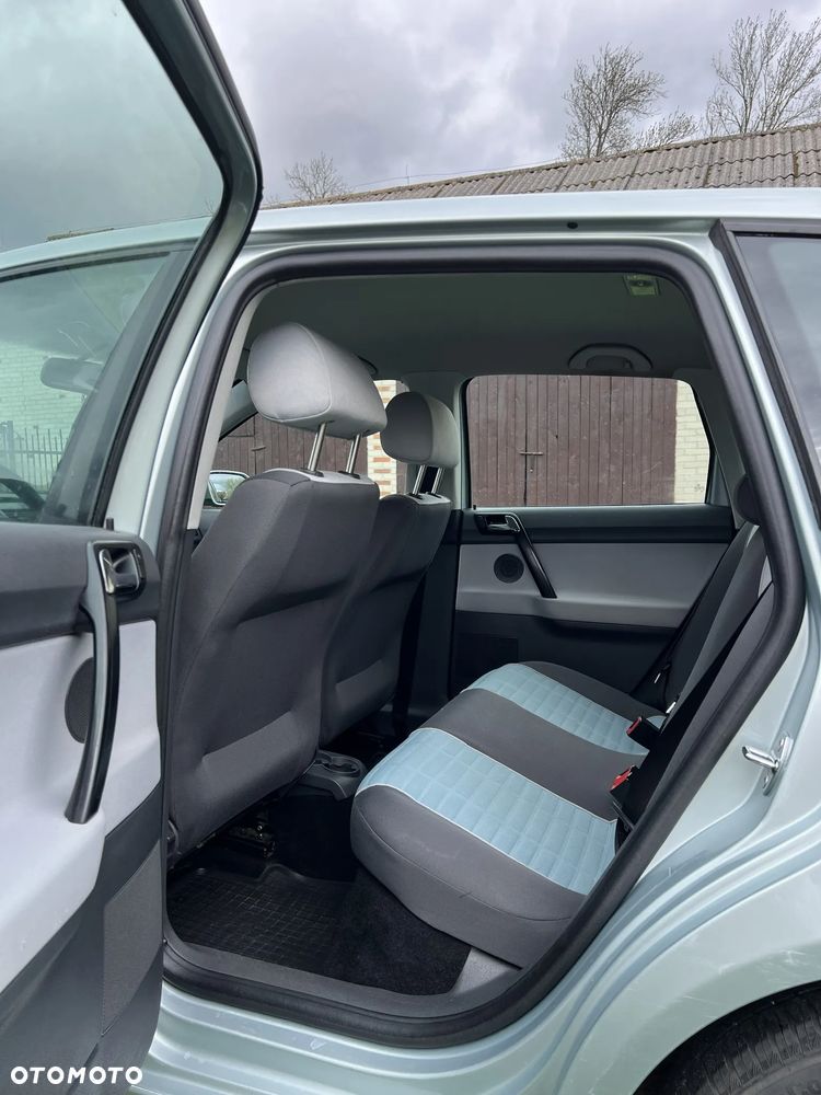 Volkswagen Polo 1.4 TDI DPF BlueMotion - 10