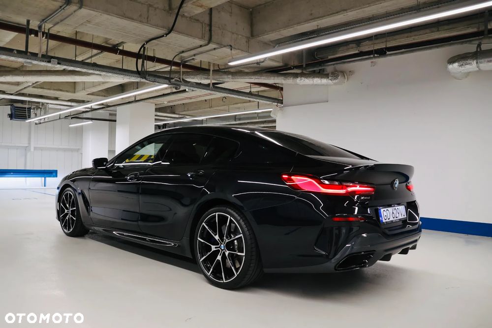 BMW Seria 8 - 10
