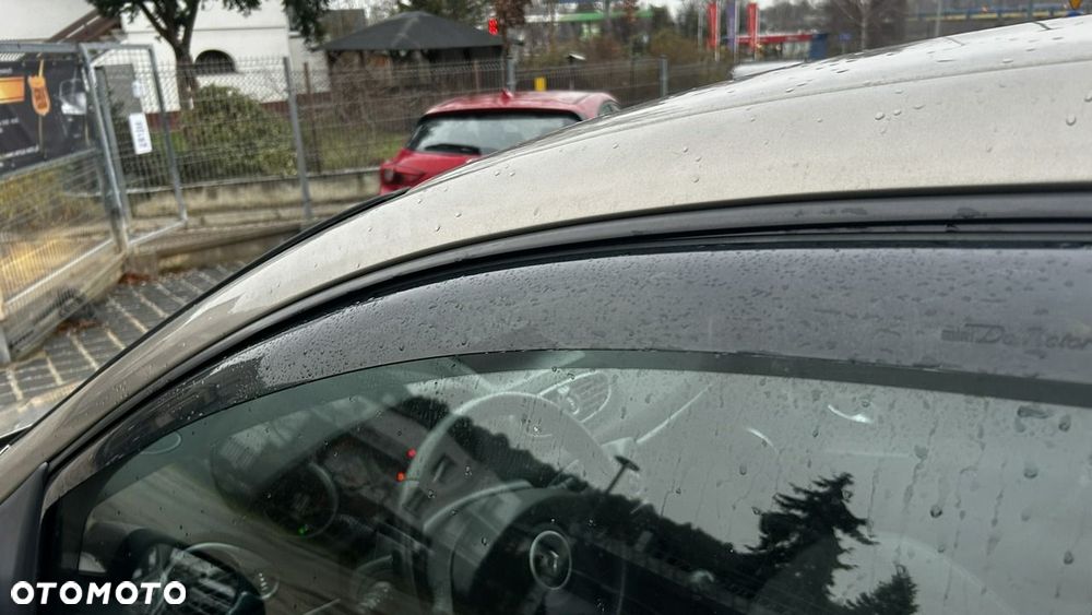 Renault Clio - 13
