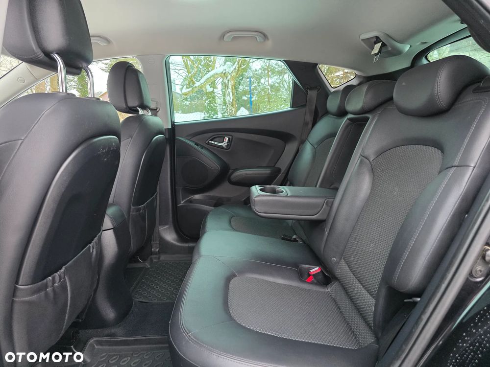 Hyundai ix35 1.6 2WD UEFA EURO 2012 Edition - 33