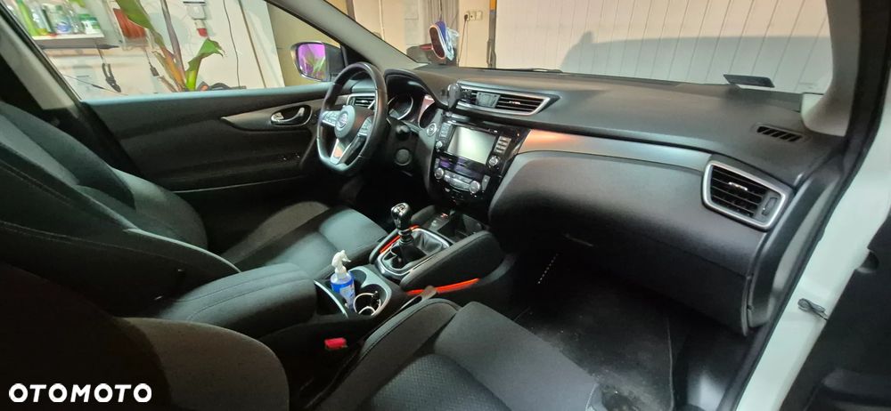 Nissan Qashqai 1.2 DIG-T N-Connecta - 11