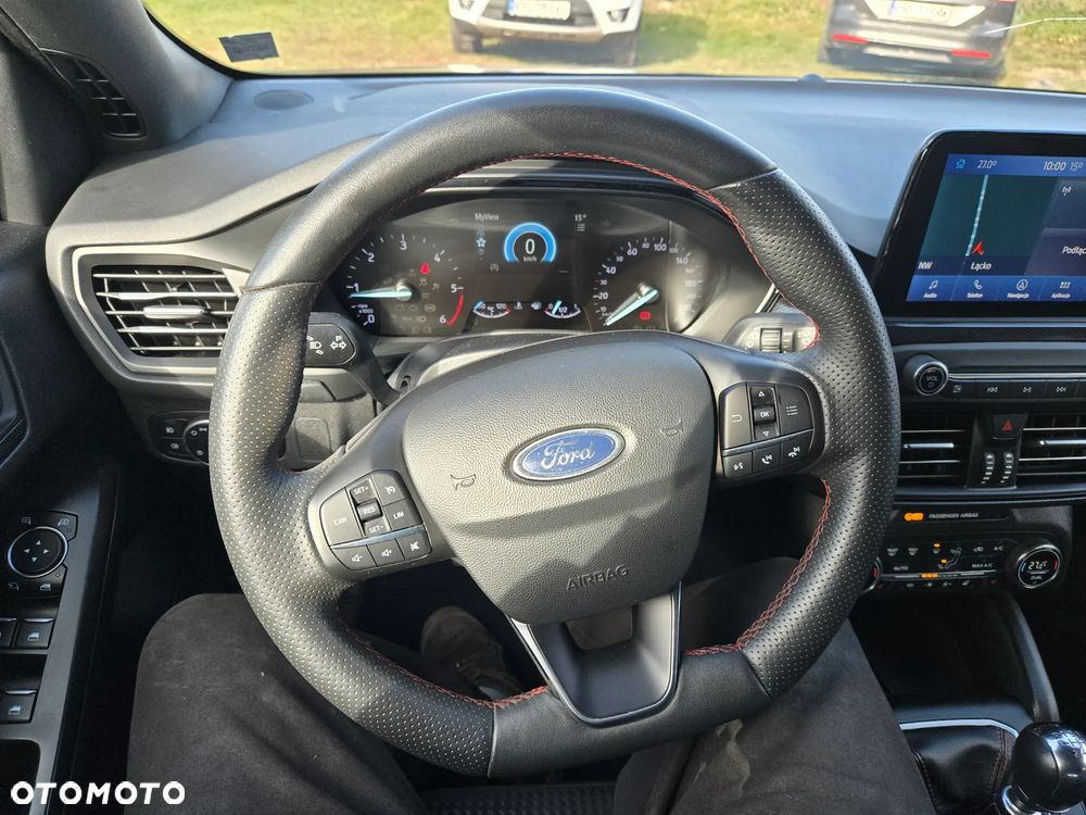 Ford Focus 1.5 EcoBlue Start-Stopp-System ST-LINE VIGNALE - 9