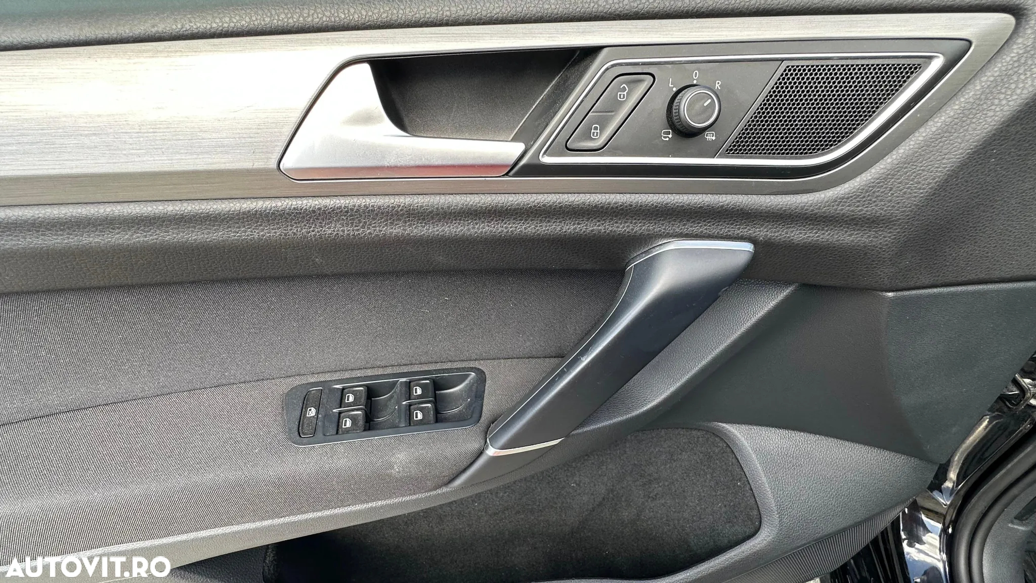 Volkswagen Golf - 16