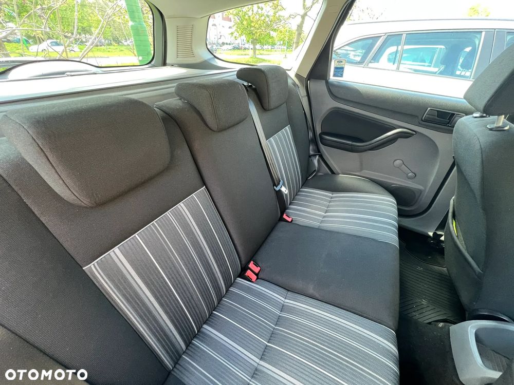 Ford Focus 1.6 TDCi Econetic - 24