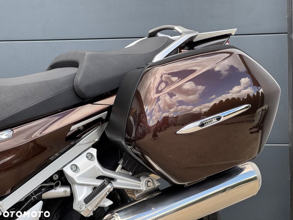 Yamaha FJR - 29