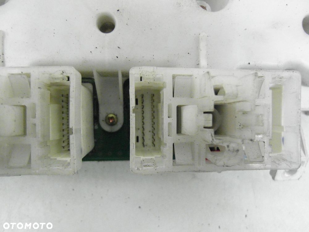 LICZNIK TOYOTA RAV 4 II 2.0 D-4D 8380042A60 1575202791 - 3