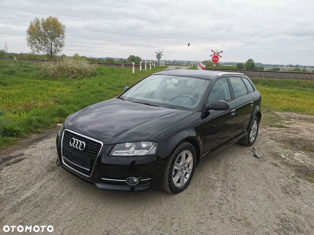 Audi A3 Sportback 1.4 TFSI Ambiente - 1