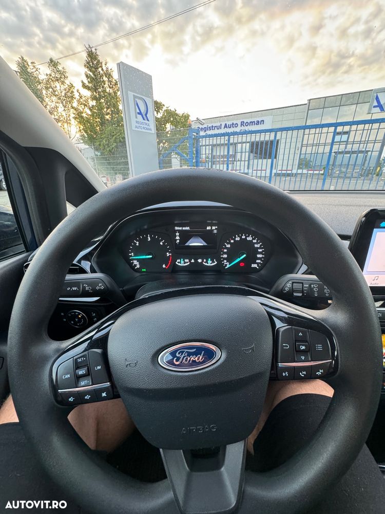 Ford Fiesta 1.5 TDCi TITANIUM - 6