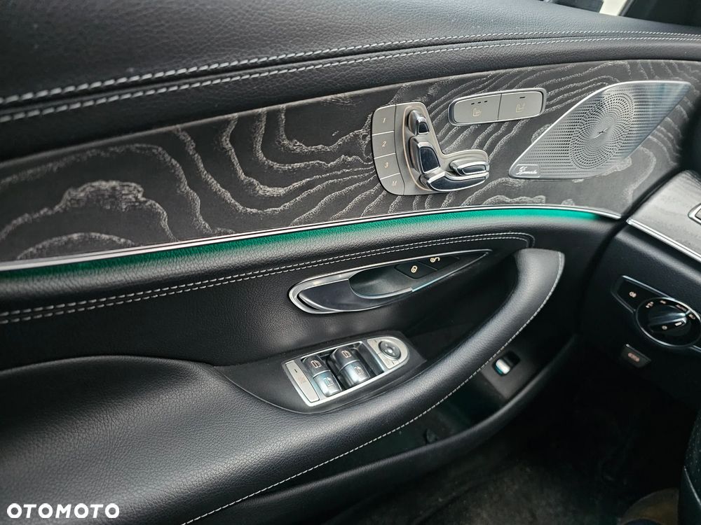 Mercedes-Benz CLS 400 d 4Matic 9G-TRONIC AMG Line - 17