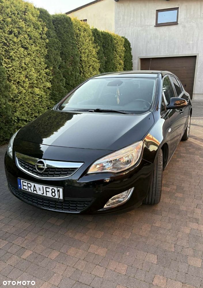 Opel Astra 1.4 Turbo - 1