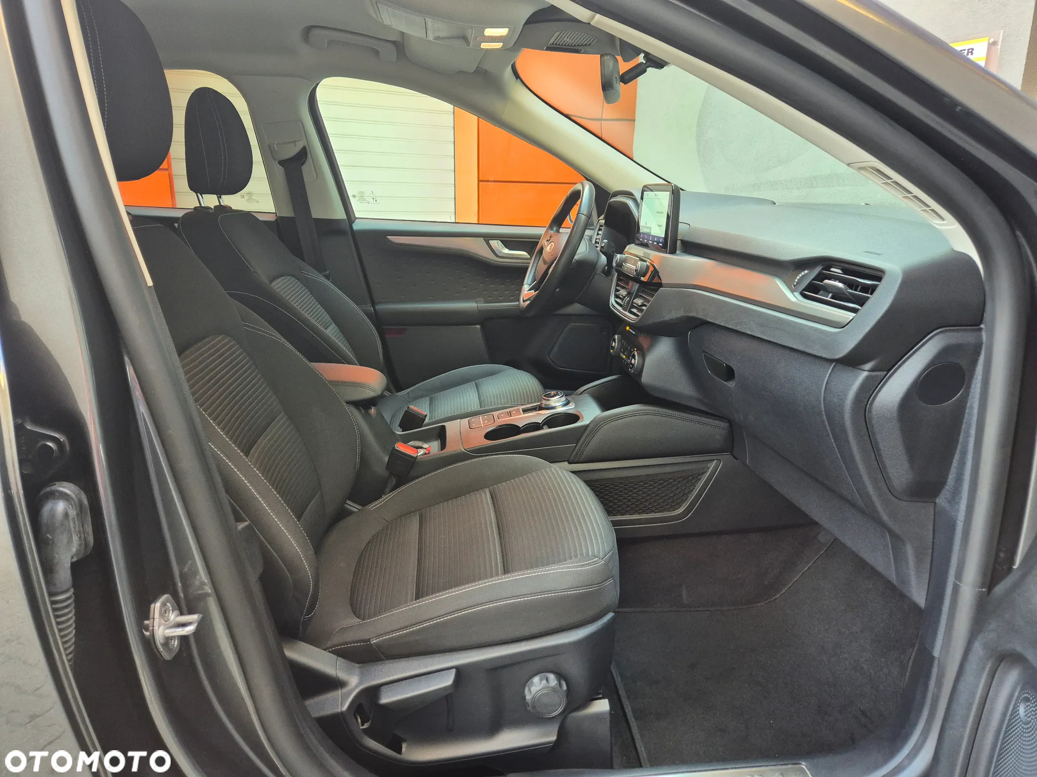 Ford Kuga 1.5 EcoBlue TITANIUM - 19