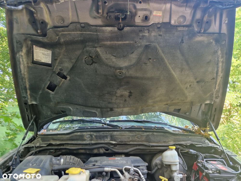 Dodge Ram 1500 Maska Wygłuszenie 02 08 - 1