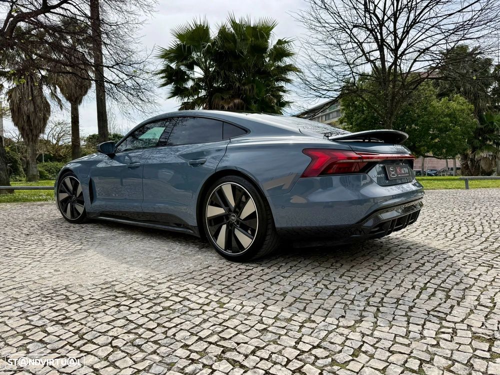 Audi e-tron GT quattro - 25