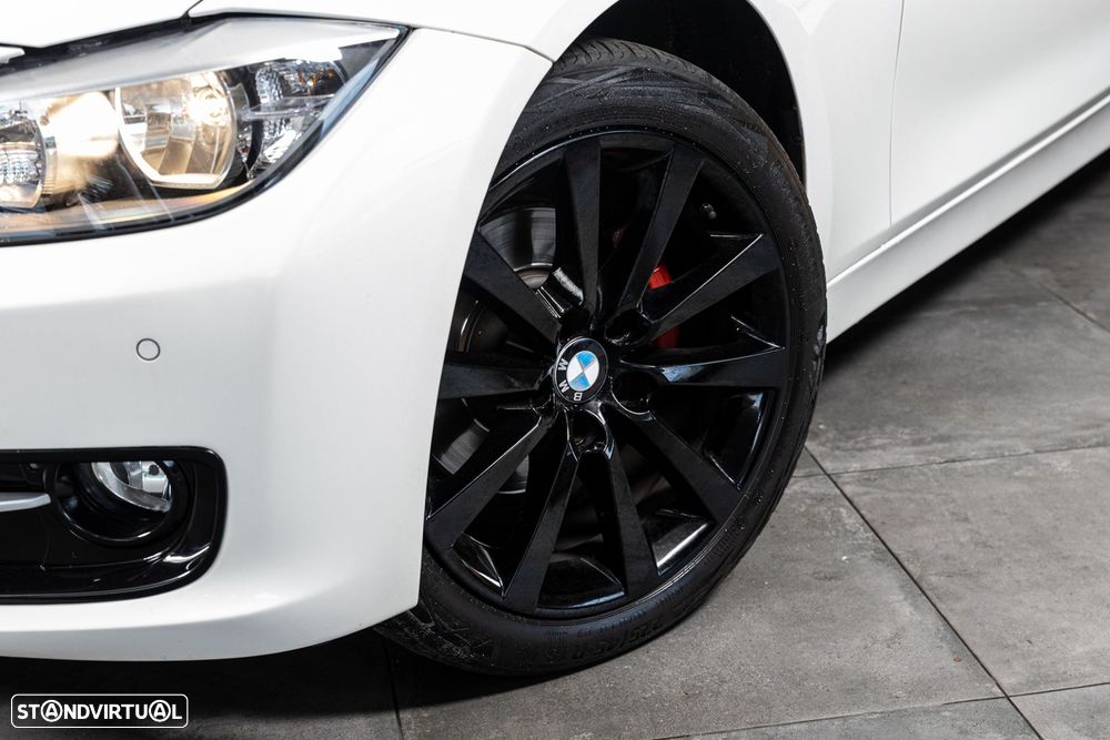 BMW 320 - 8