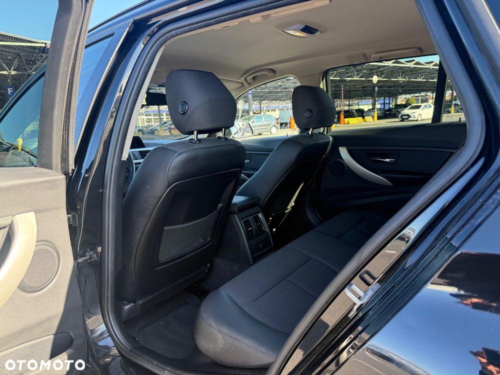 BMW Seria 3 - 31