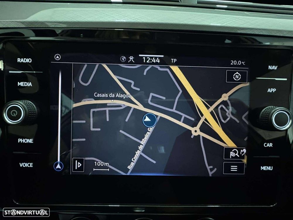 VW Passat Variant 1.6 TDI Confortline DSG - 2