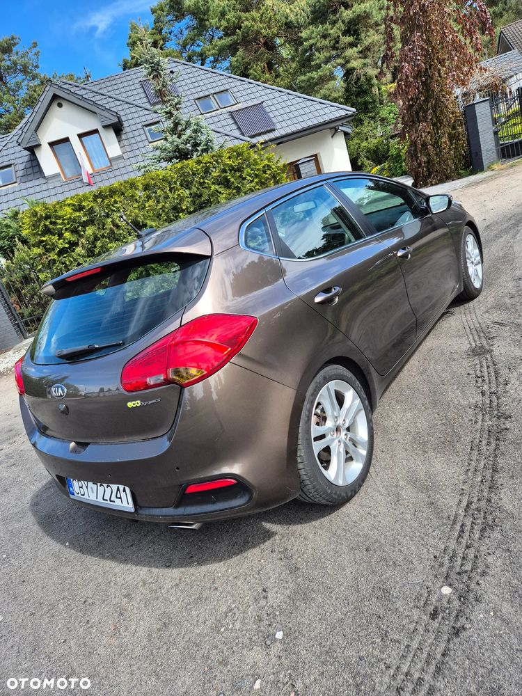 Kia Ceed - 5