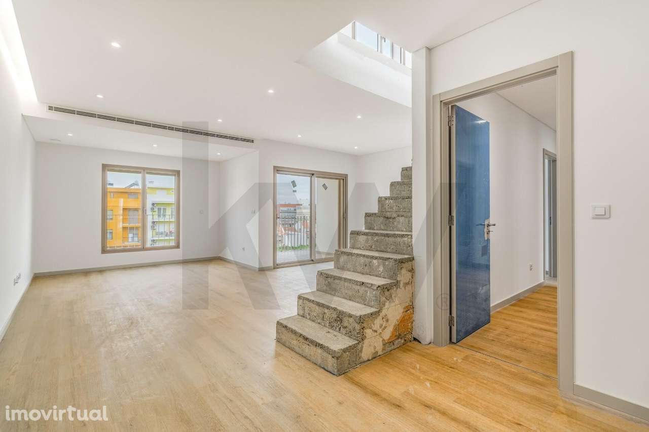 T3 + 1 Duplex com Terraço Panorâmico, Áreas Premium e Garagem Box | Mo - Grande imagem: 2/38