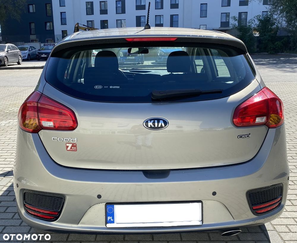 Kia Ceed Cee'd 1.6 CRDi L DCT - 8