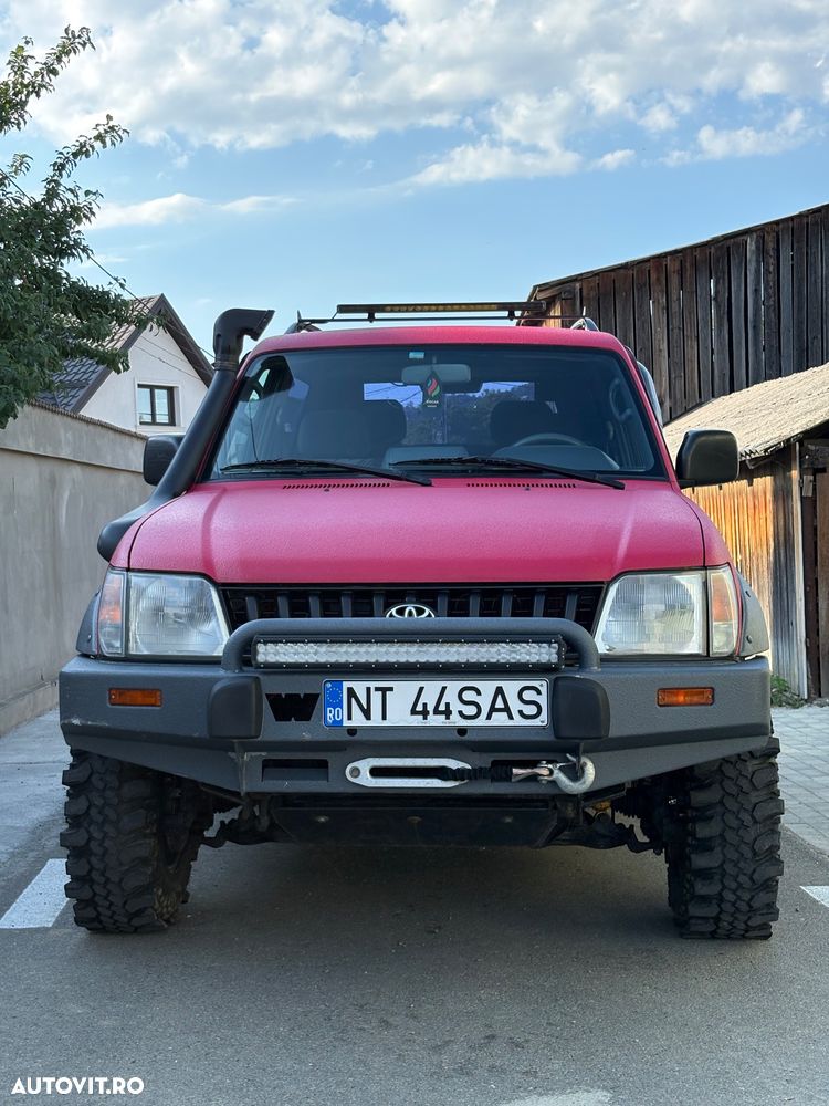 Toyota Land Cruiser - 2
