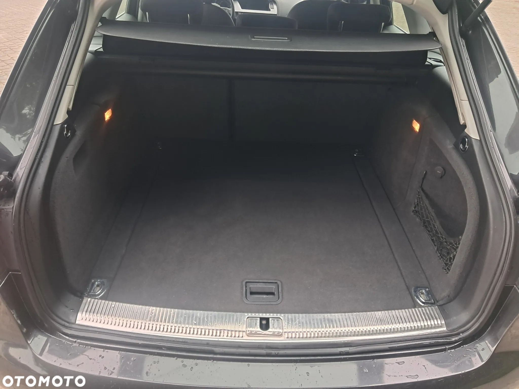 Audi A4 Avant 2.0 TDI DPF Ambiente - 14