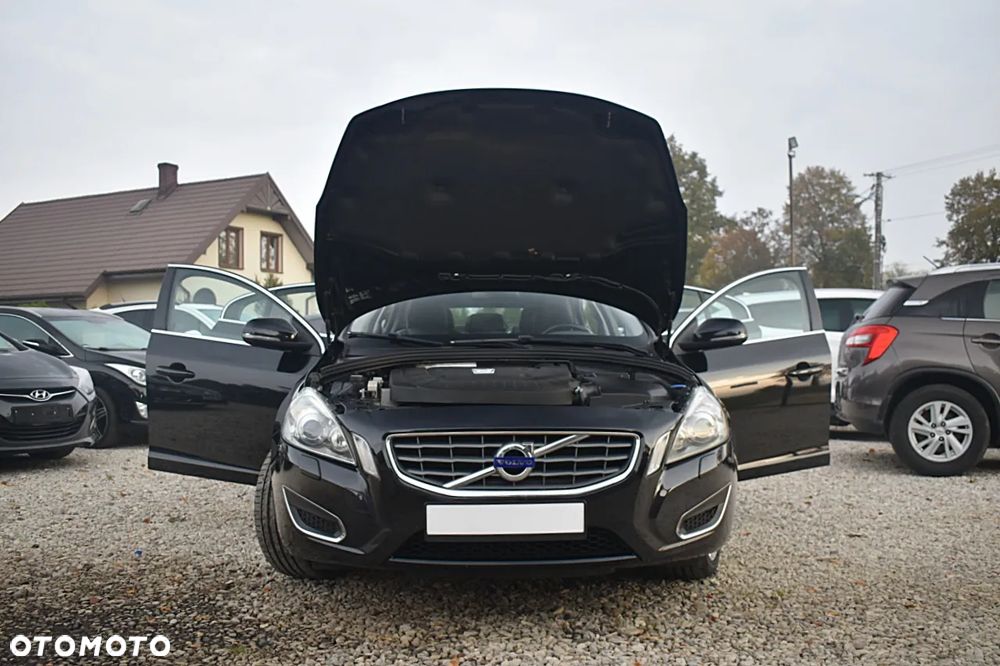 Volvo S60 D4 Momentum - 12