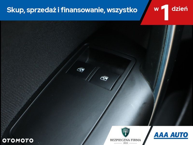 Opel Insignia - 17