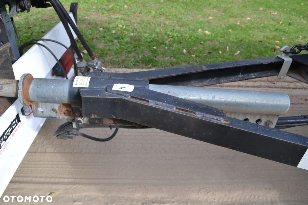 Schwarzmuller PLATFORMA 2011 r. NOWE OPONY REGULOWA DŁUGOŚĆ DYSZLA - 5