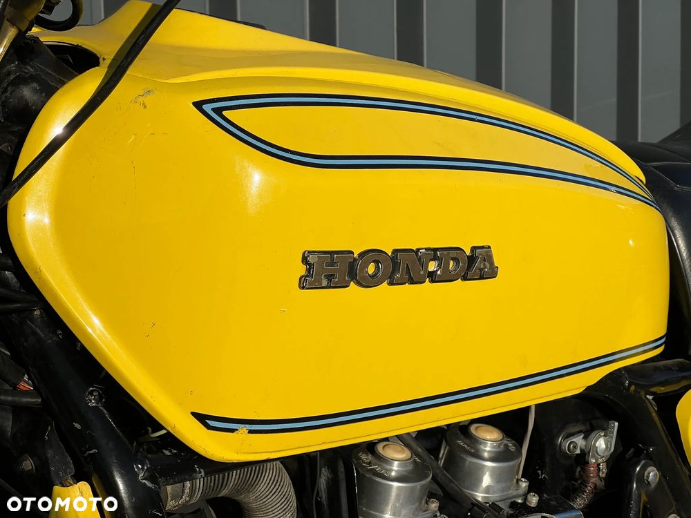 Honda GL - 13