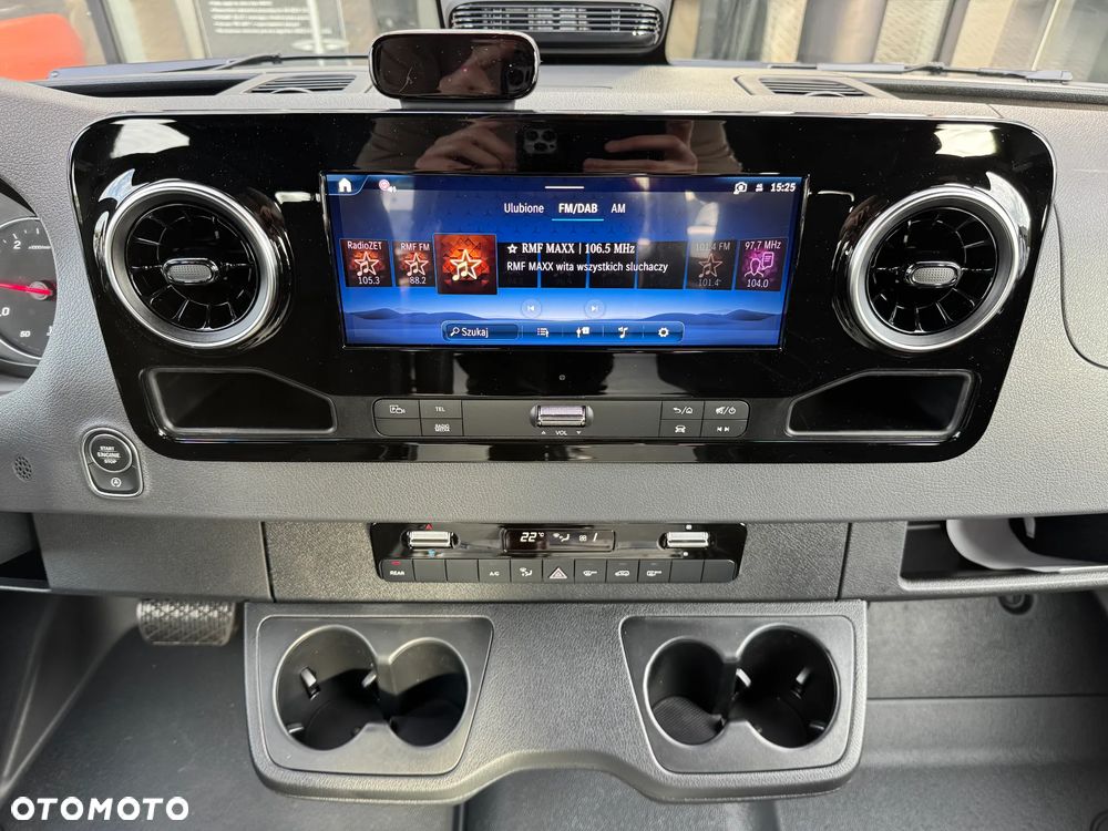 Mercedes-Benz Sprinter - 26