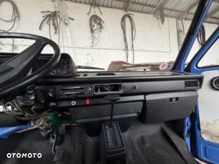 Volkswagen Transporter - 5